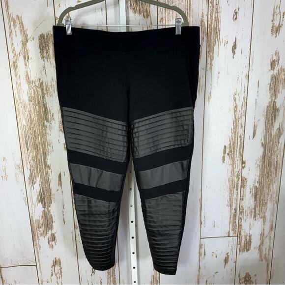 torrid Pants - Torrid, Black Moto Style with Faux Leather Leggings. Size 3X. Excellent cond!